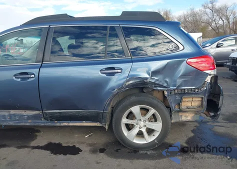 2013 Subaru Outback 2.5I Premium из США, поврежденный, VIN 4S4BRCCC9D3306264